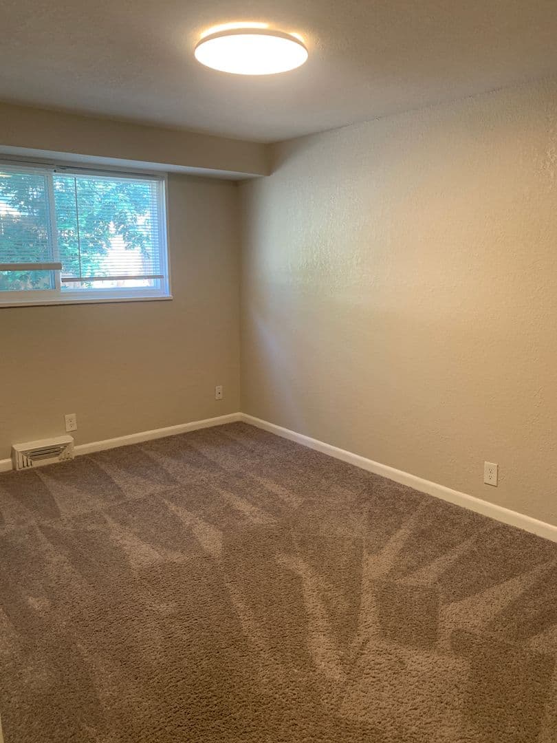 Kansas City Apartment: 4403 / 4407 Holly