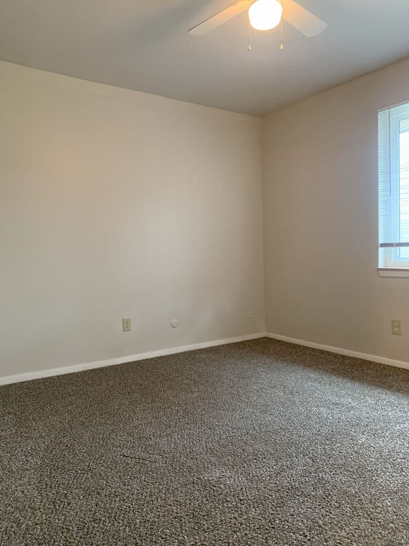 Parkville Apartment: 9001-9155 NW 57th Street
