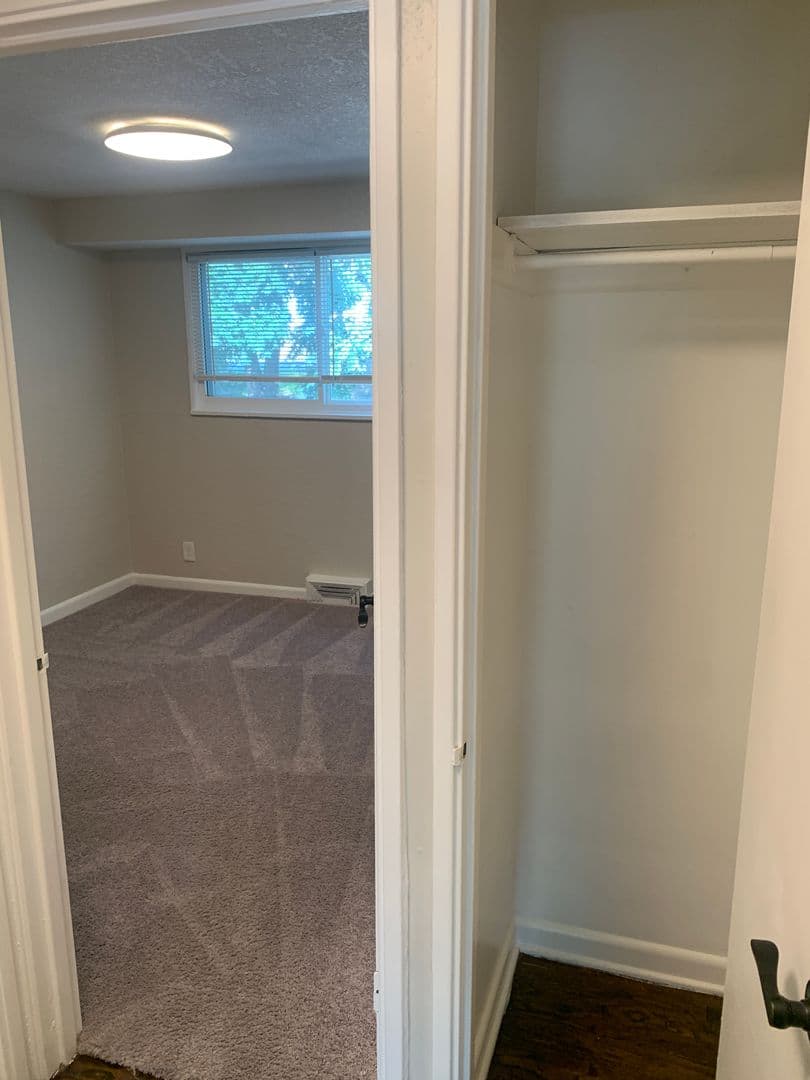 Kansas City Apartment: 4403 / 4407 Holly
