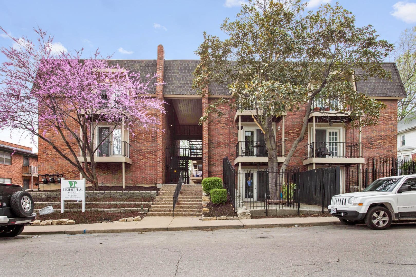 Kansas City Apartment: 4030-4038 Clark Ave.