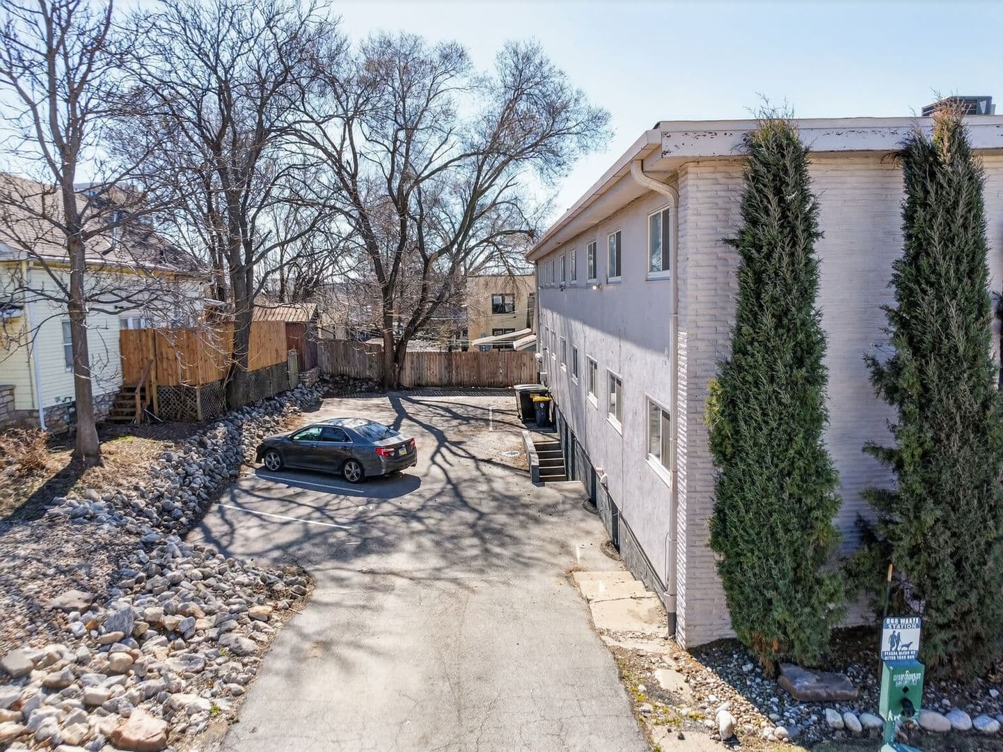 Kansas City Apartment: 4403 / 4407 Holly