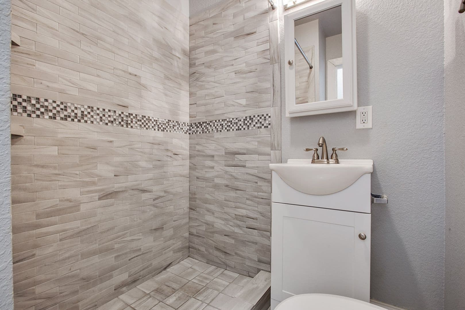 Kansas City Apartment: 3825 Baltimore