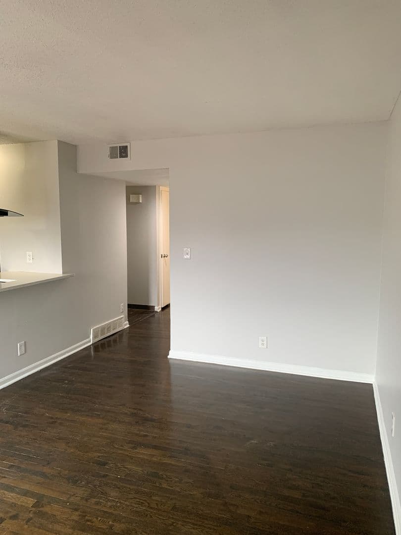 Kansas City Apartment: 4030-4038 Clark Ave.