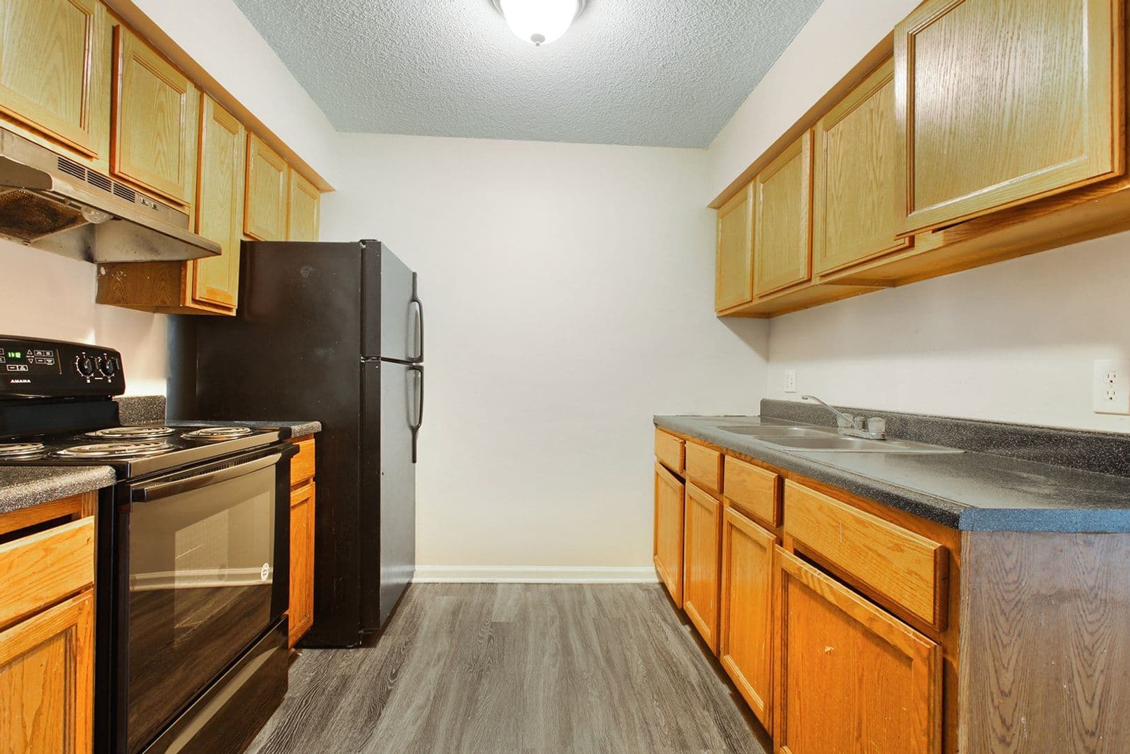Grandview Apartment: 3813 Duck Road