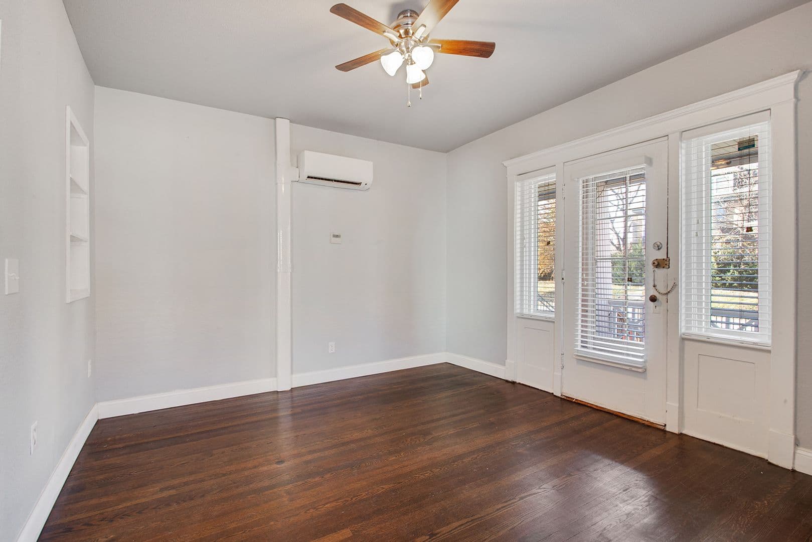 Kansas City Apartment: 3825 Baltimore