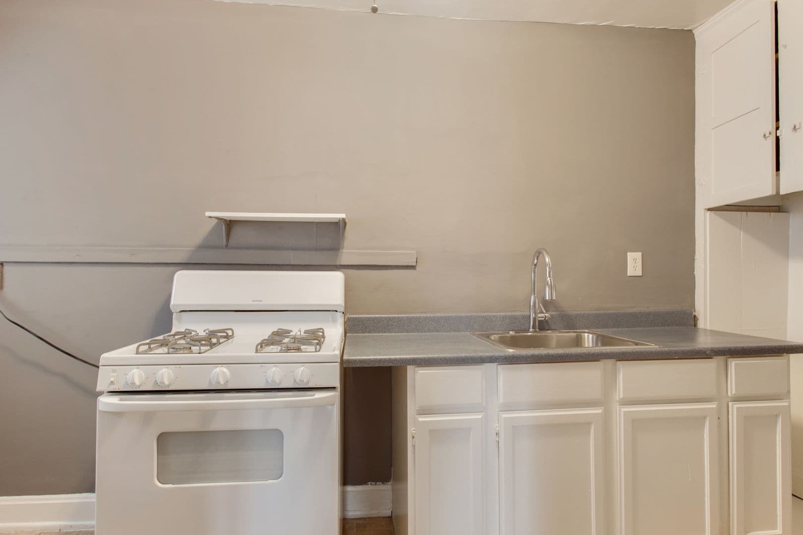 Kansas City Apartment: 3743-3749 Washington St.
