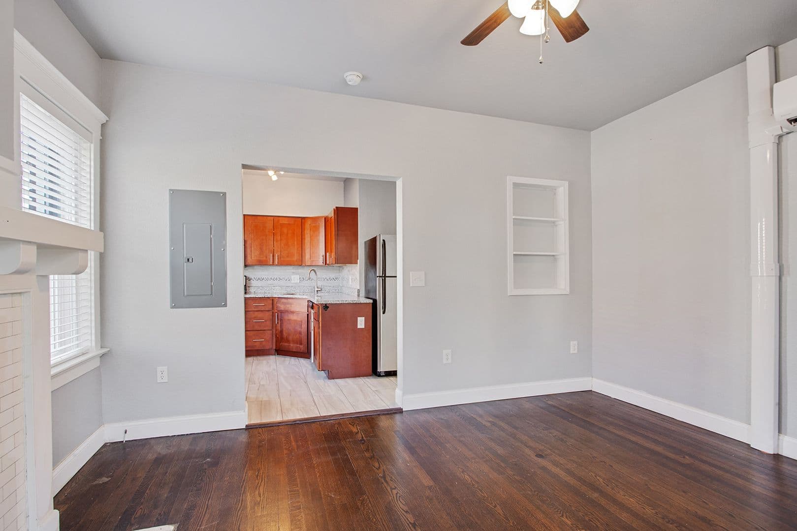 Kansas City Apartment: 3825 Baltimore