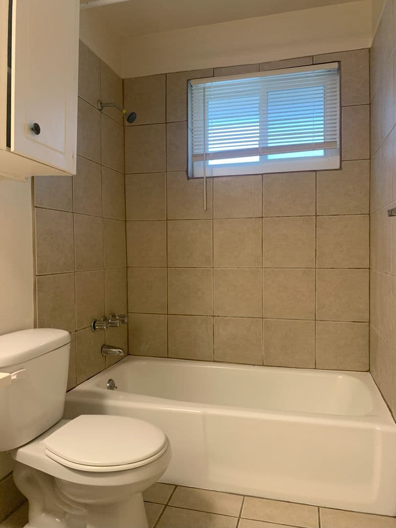 Parkville Apartment: 9001-9155 NW 57th Street