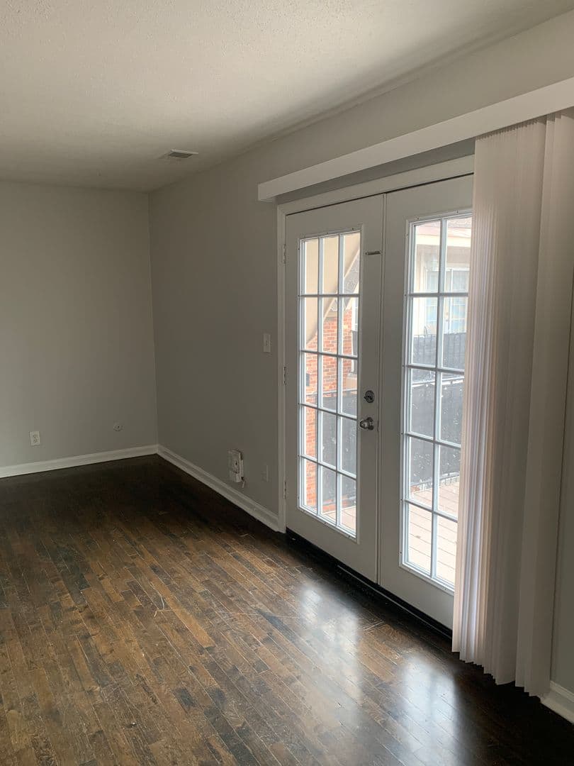 Kansas City Apartment: 4030-4038 Clark Ave.