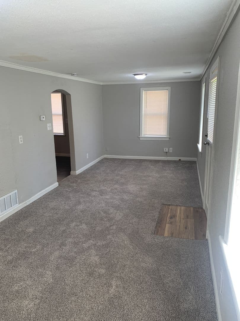Kansas City House: 8940 Oak Street
