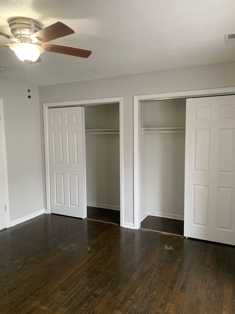 Kansas City Apartment: 4030-4038 Clark Ave.