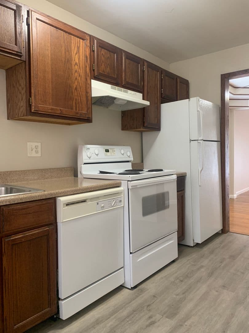 Kansas City Apartment: 3608-3618 Baltimore Ave.
