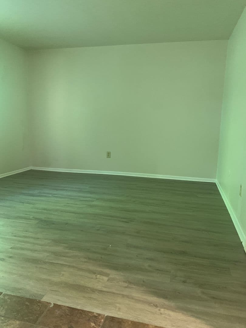 Parkville Apartment: 9001-9155 NW 57th Street