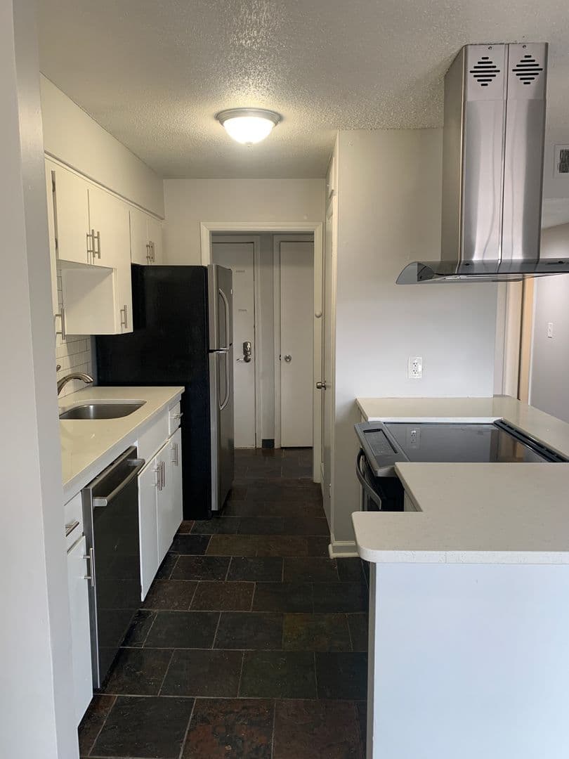 Kansas City Apartment: 4030-4038 Clark Ave.
