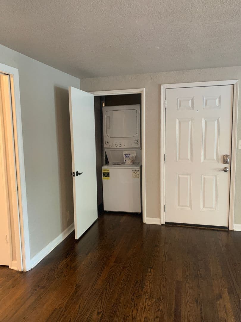 Kansas City Apartment: 4403 / 4407 Holly