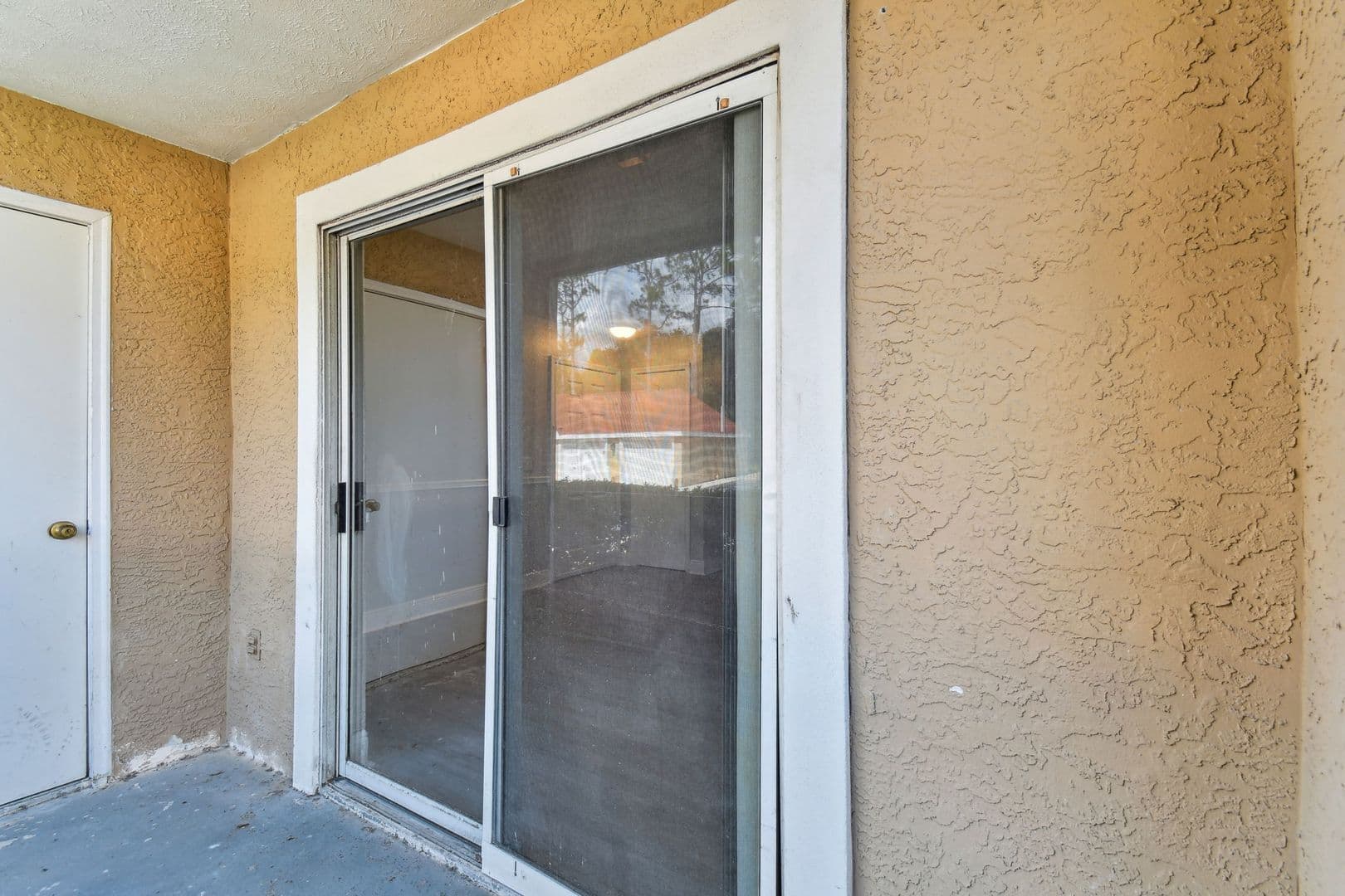 Tampa Condo: 9481 Highland Oak Dr.