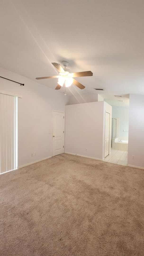 Valrico House: 1813 Greystone Heights Dr.