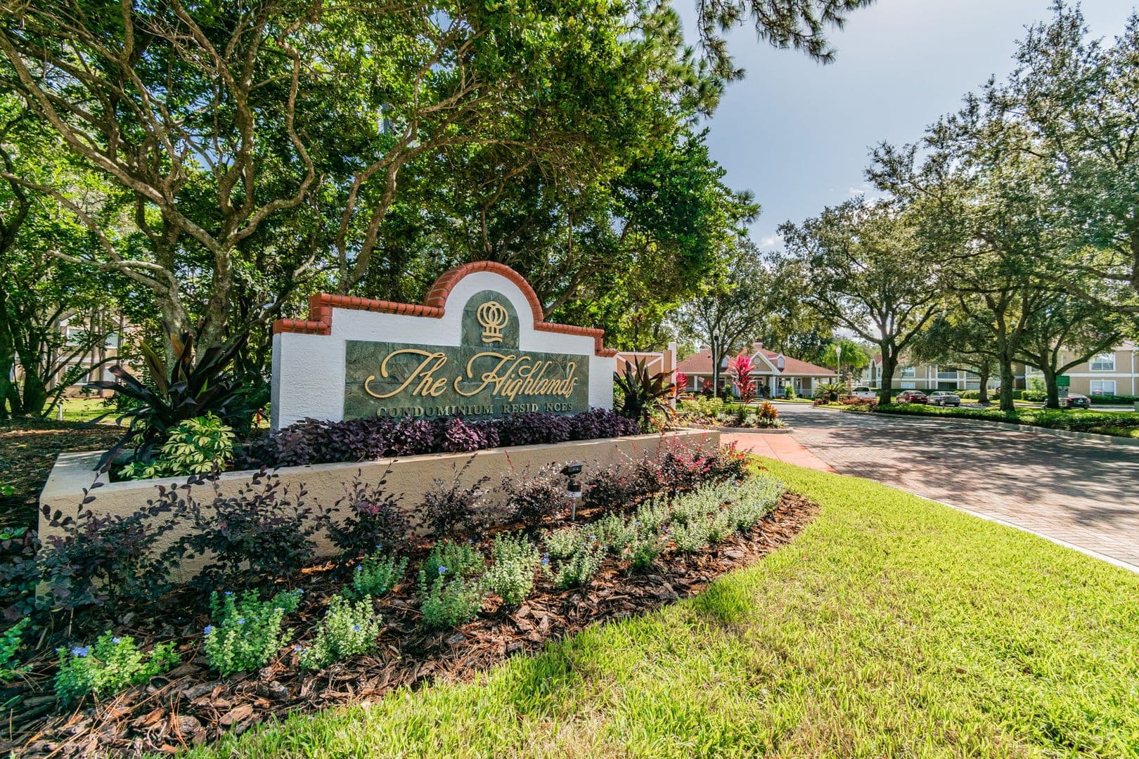 Tampa Condo: 9481 Highland Oak Dr.