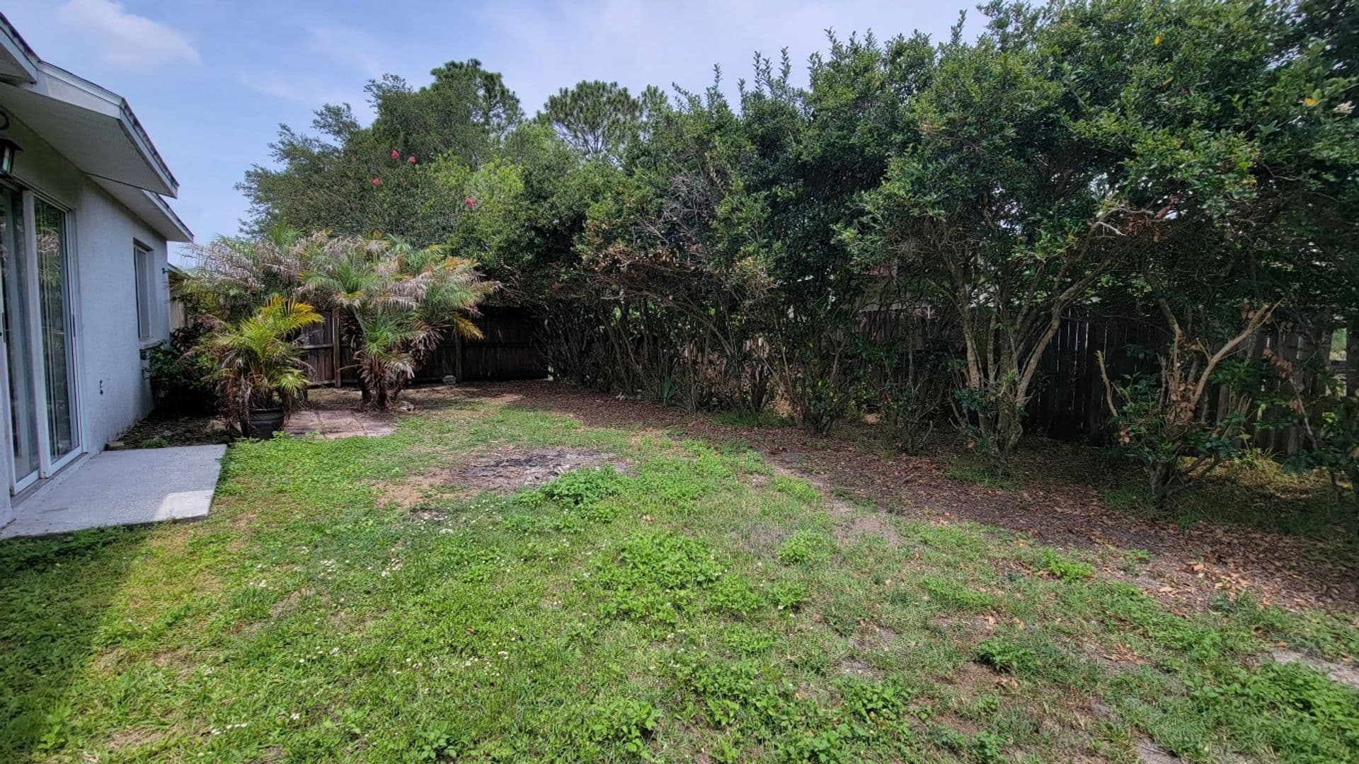 Wesley Chapel House: 30911 Midtown Court