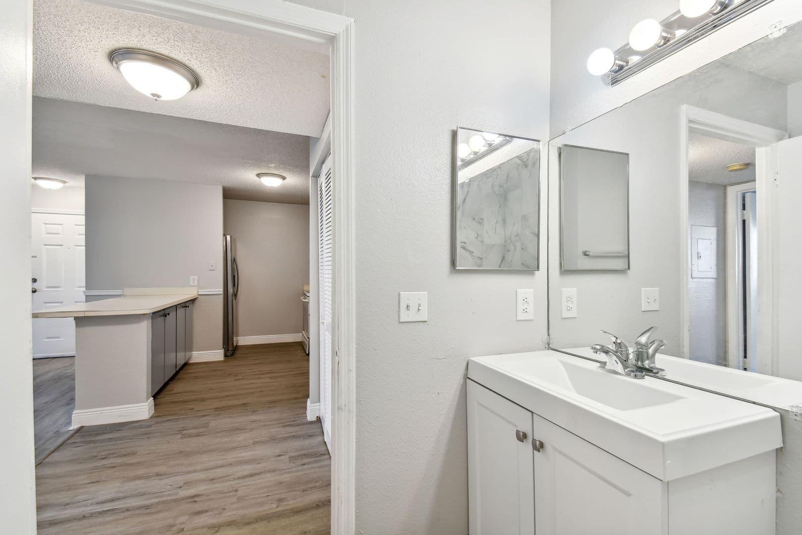 Tampa Condo: 9481 Highland Oak Dr.
