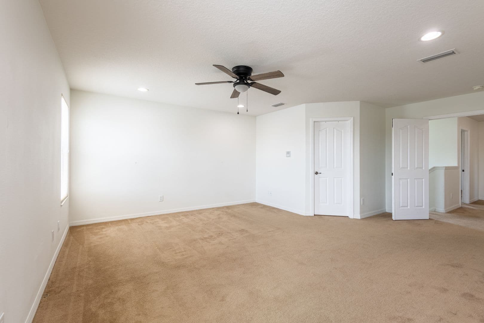 Riverview House: 10907 Golden Silence Dr.