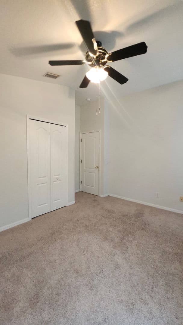Valrico House: 1813 Greystone Heights Dr.