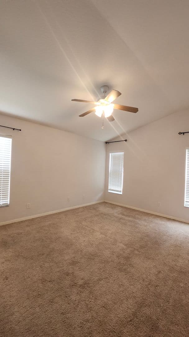 Valrico House: 1813 Greystone Heights Dr.