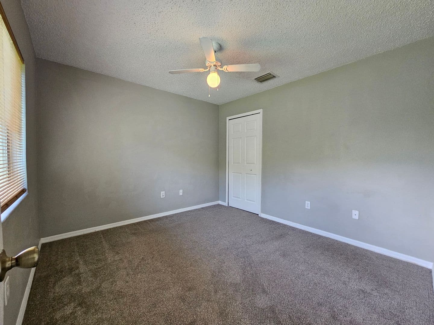 Wesley Chapel House: 30911 Midtown Court