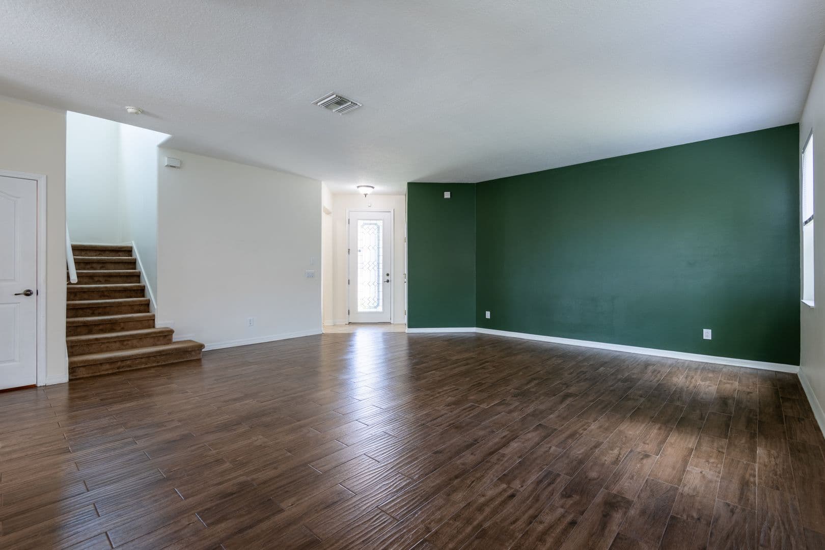 Riverview House: 10907 Golden Silence Dr.