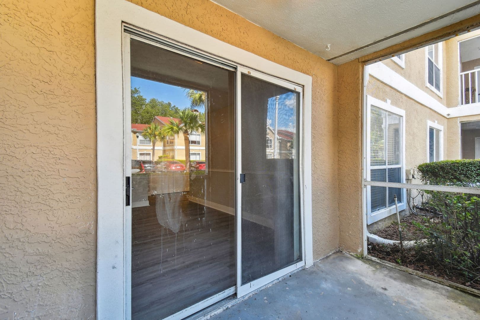 Tampa Condo: 9481 Highland Oak Dr.