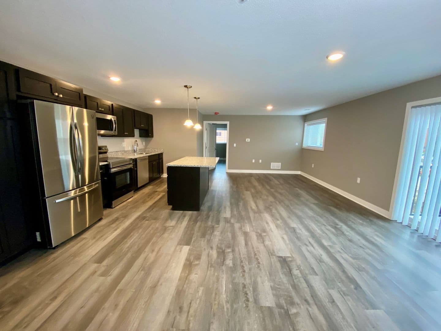 Fort Wayne Apartment: 2817 Westbrook Drive
