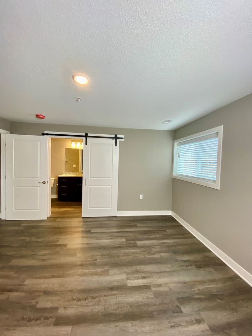 Fort Wayne Apartment: 2817 Westbrook Drive