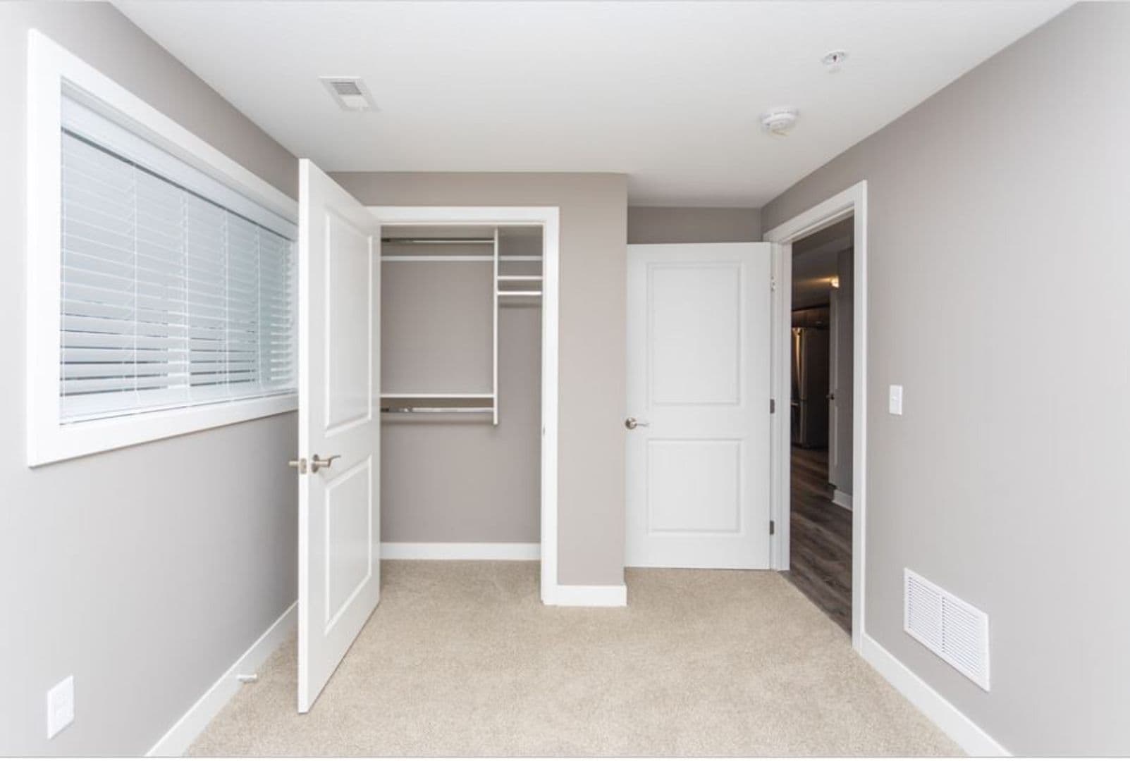 Fort Wayne Apartment: 2917 Westbrook Drive