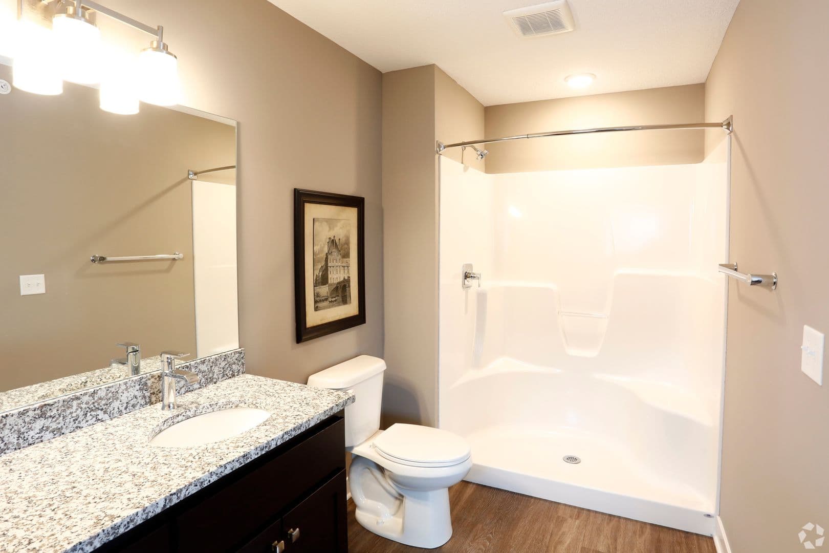 Fort Wayne Apartment: 2807 Westbrook Drive