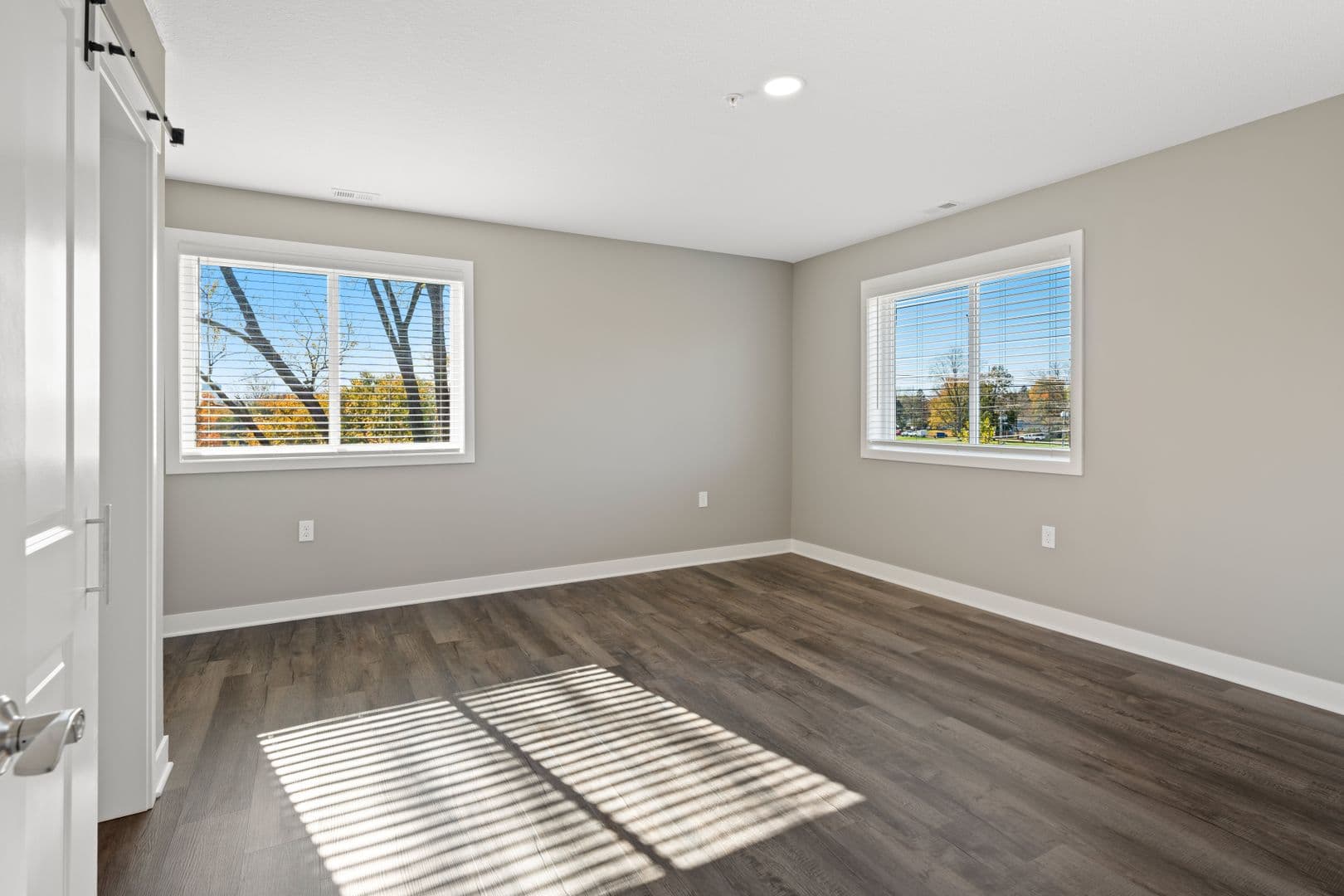 Fort Wayne Apartment: 2827 Westbrook Drive