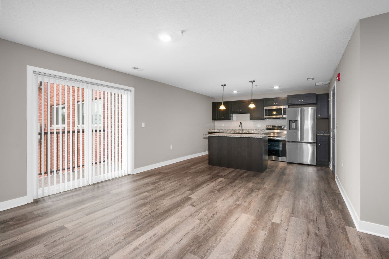 Fort Wayne Apartment: 2817 Westbrook Drive