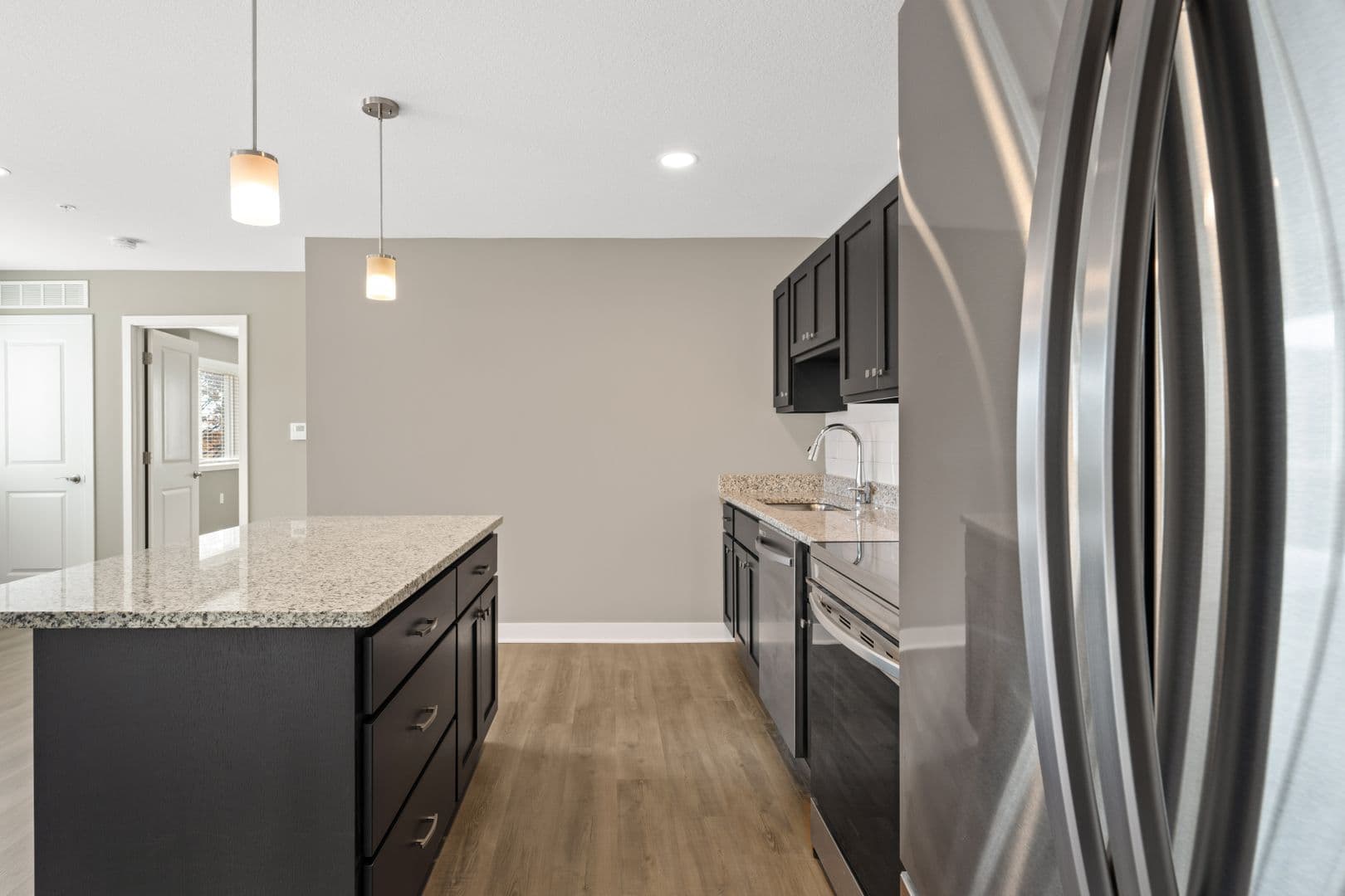 Fort Wayne Apartment: 2827 Westbrook Drive