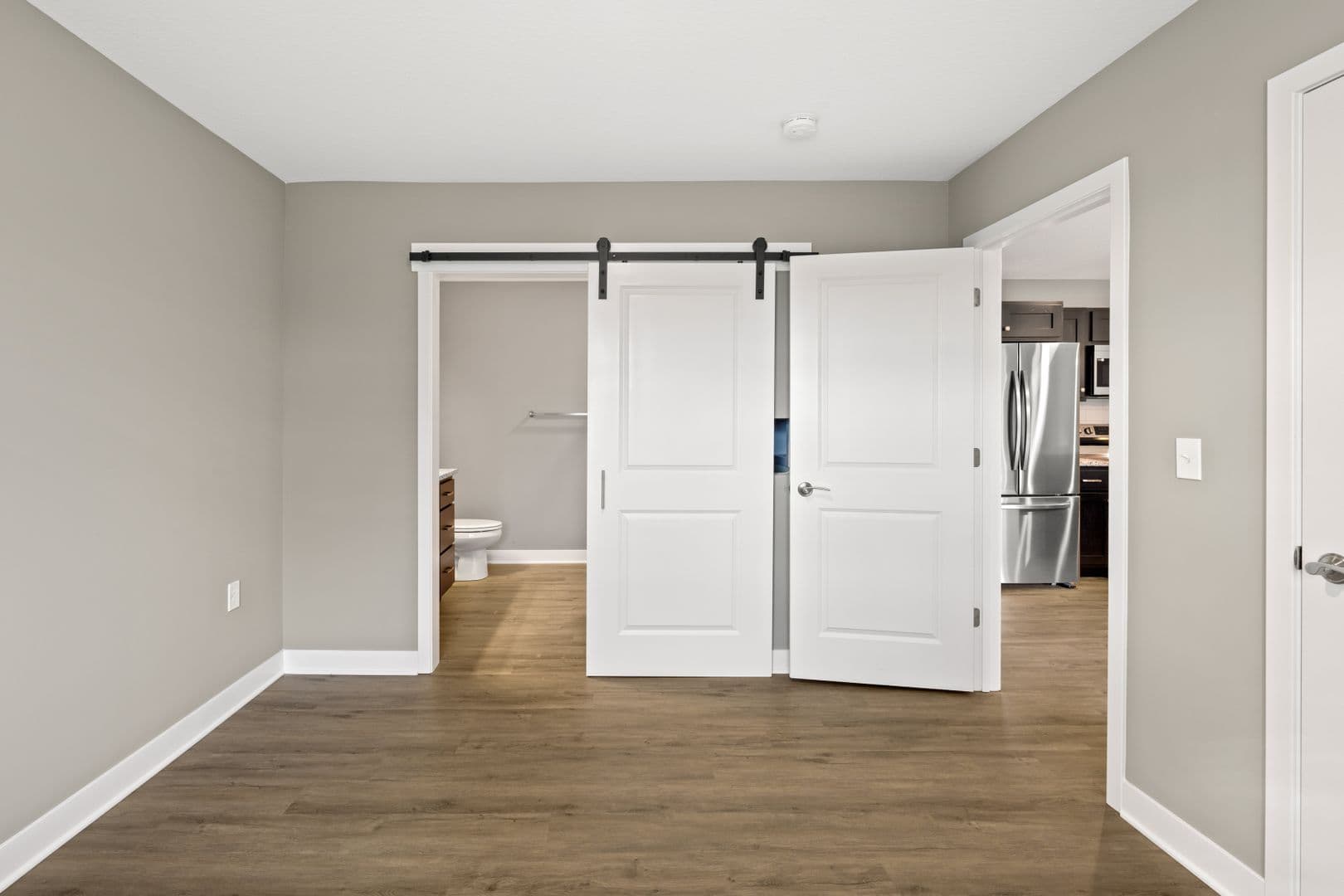 Fort Wayne Apartment: 2827 Westbrook Drive