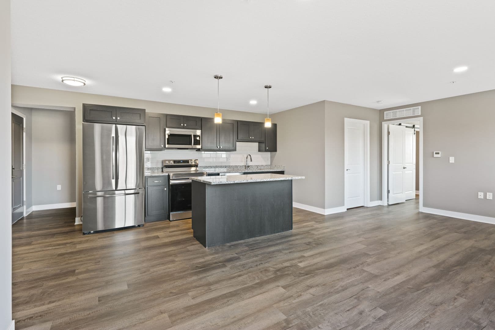 Fort Wayne Apartment: 2827 Westbrook Drive