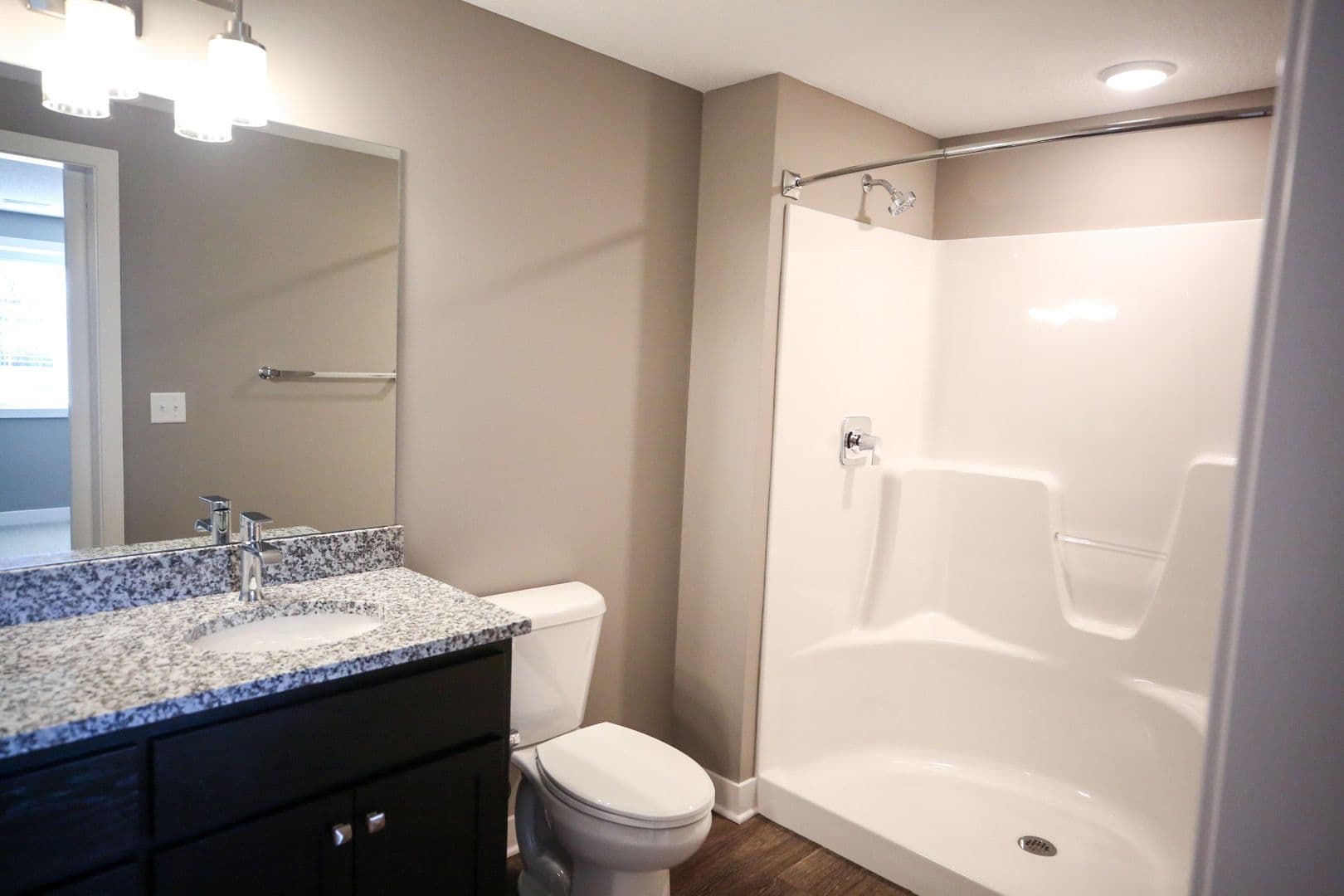 Fort Wayne Apartment: 2807 Westbrook Drive