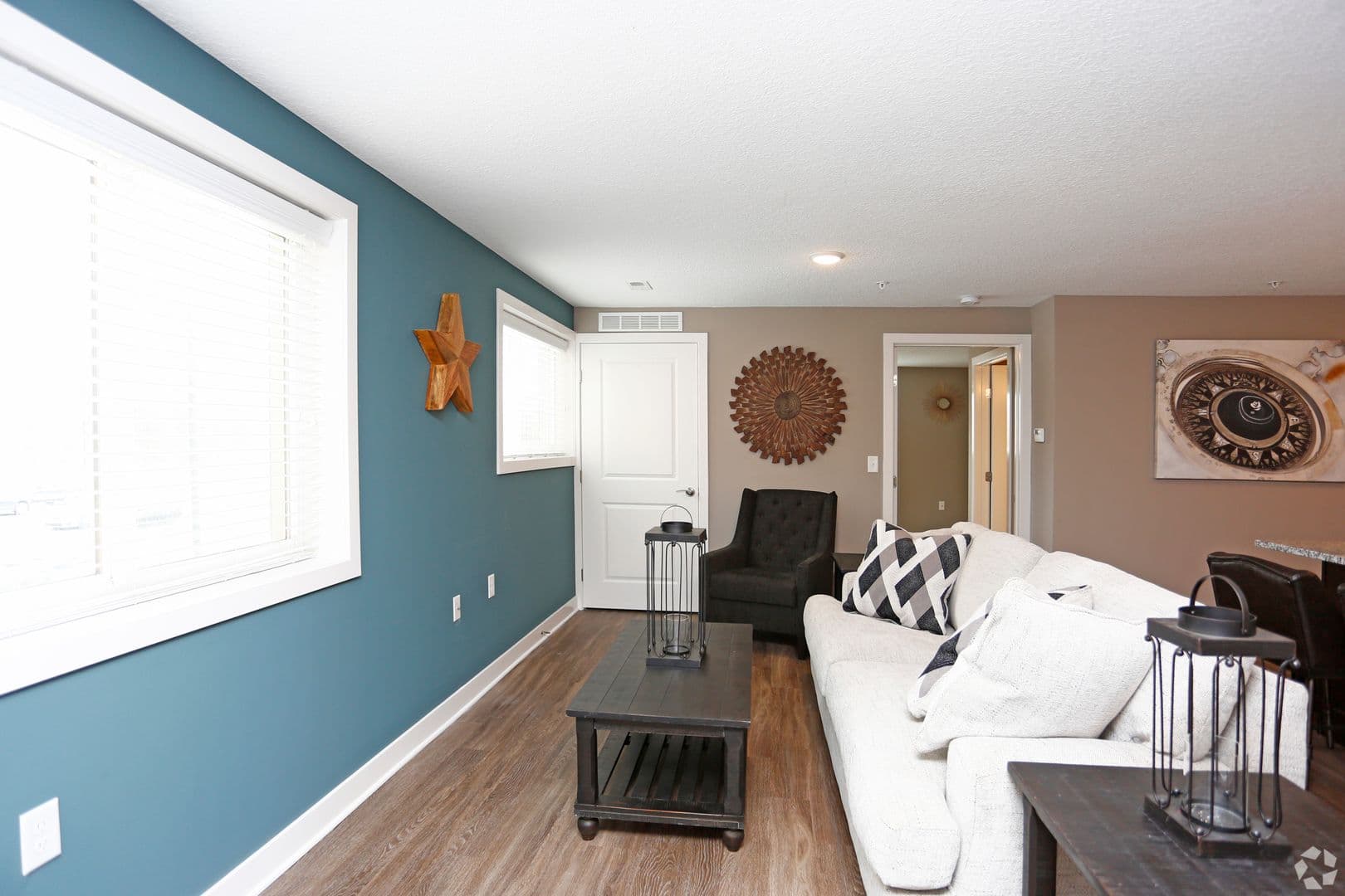 Fort Wayne Apartment: 2907 Westbrook Drive