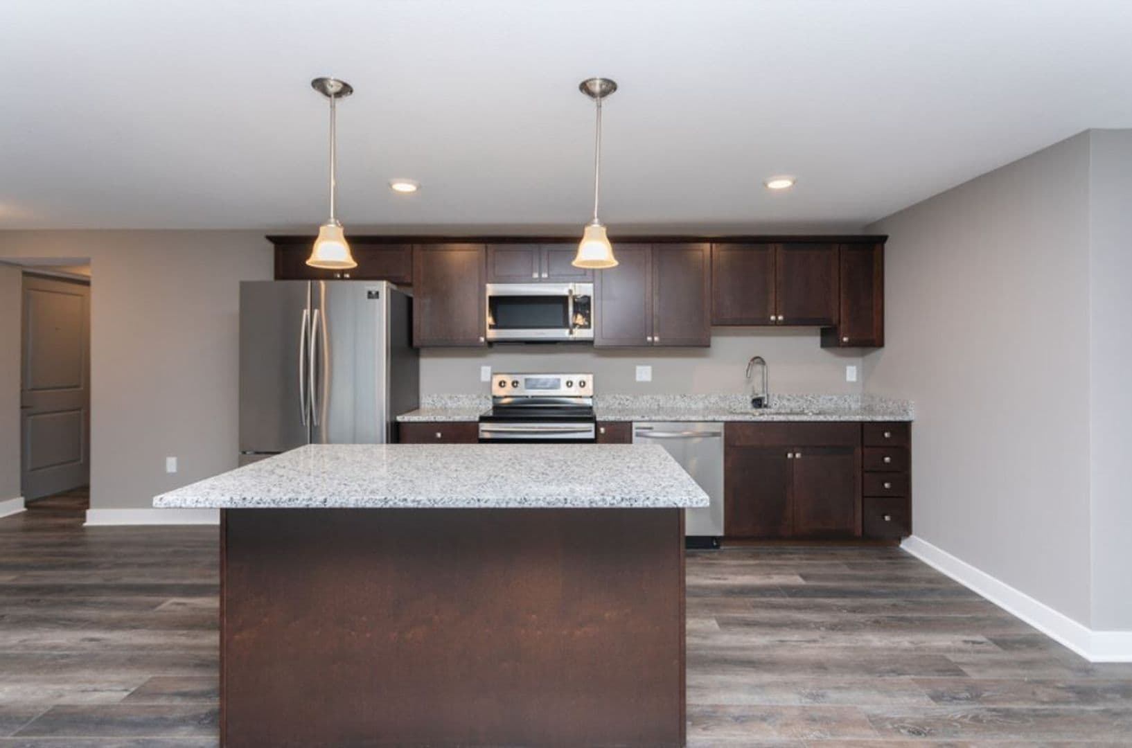 Fort Wayne Apartment: 2917 Westbrook Drive