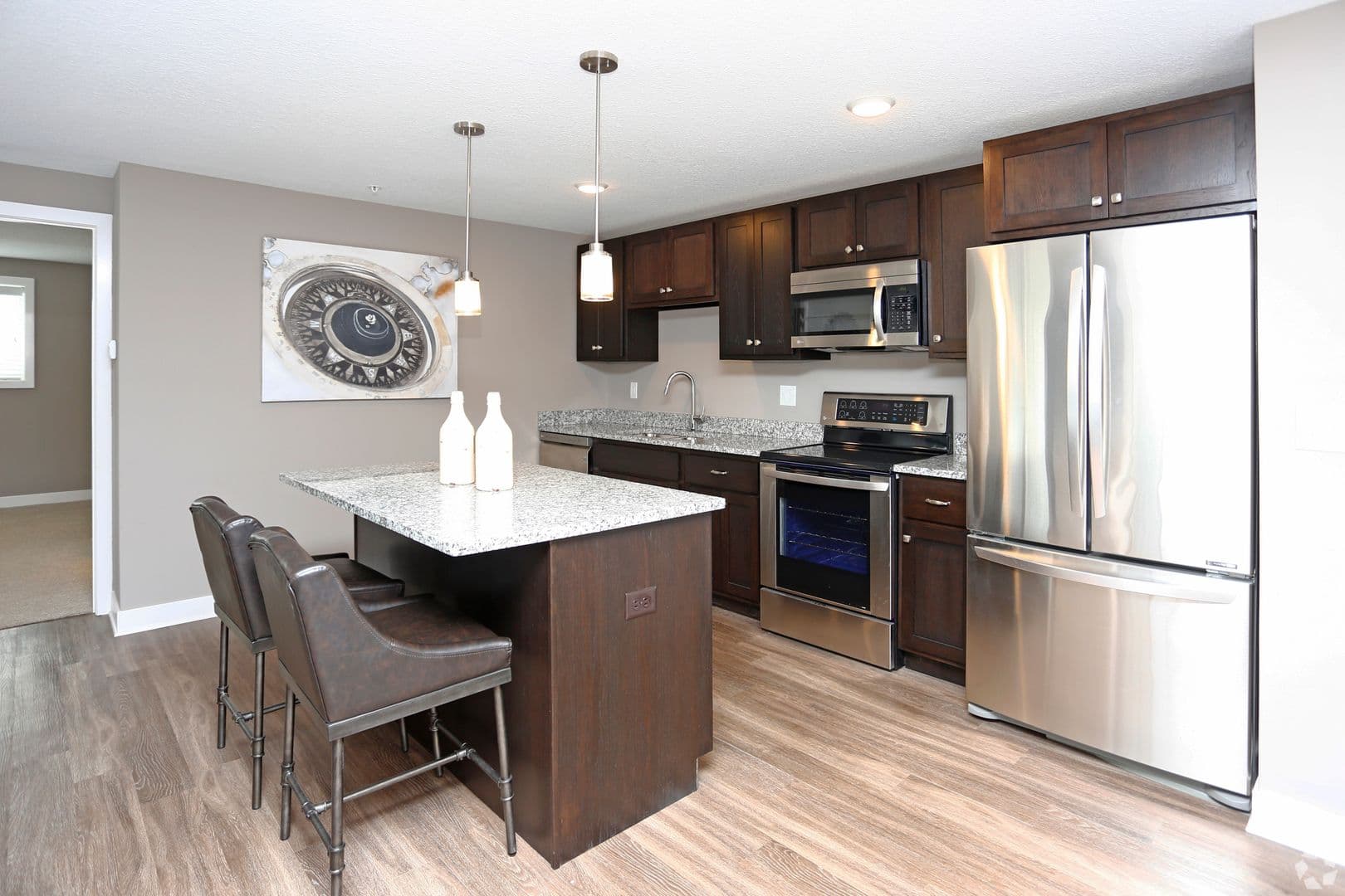 Fort Wayne Apartment: 2807 Westbrook Drive