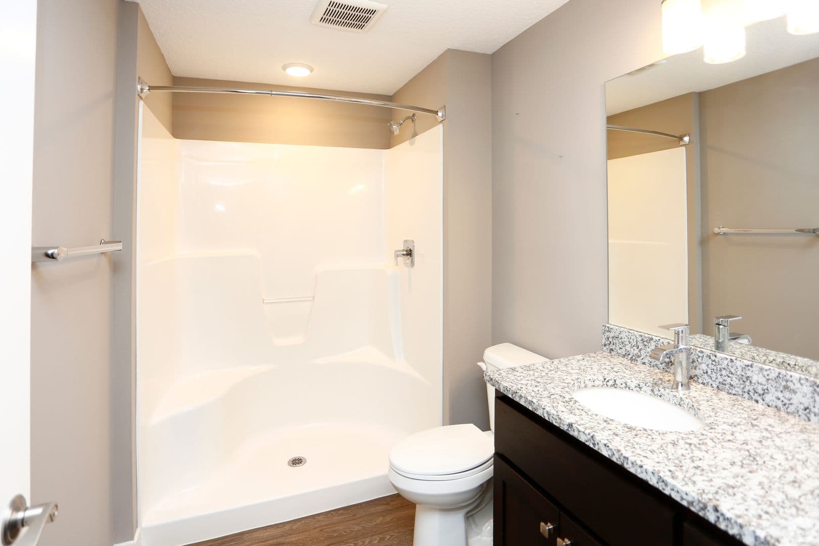 Fort Wayne Apartment: 2807 Westbrook Drive