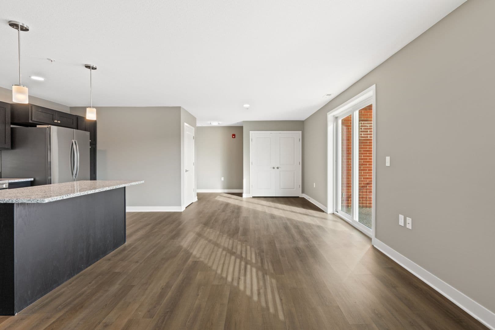 Fort Wayne Apartment: 2827 Westbrook Drive