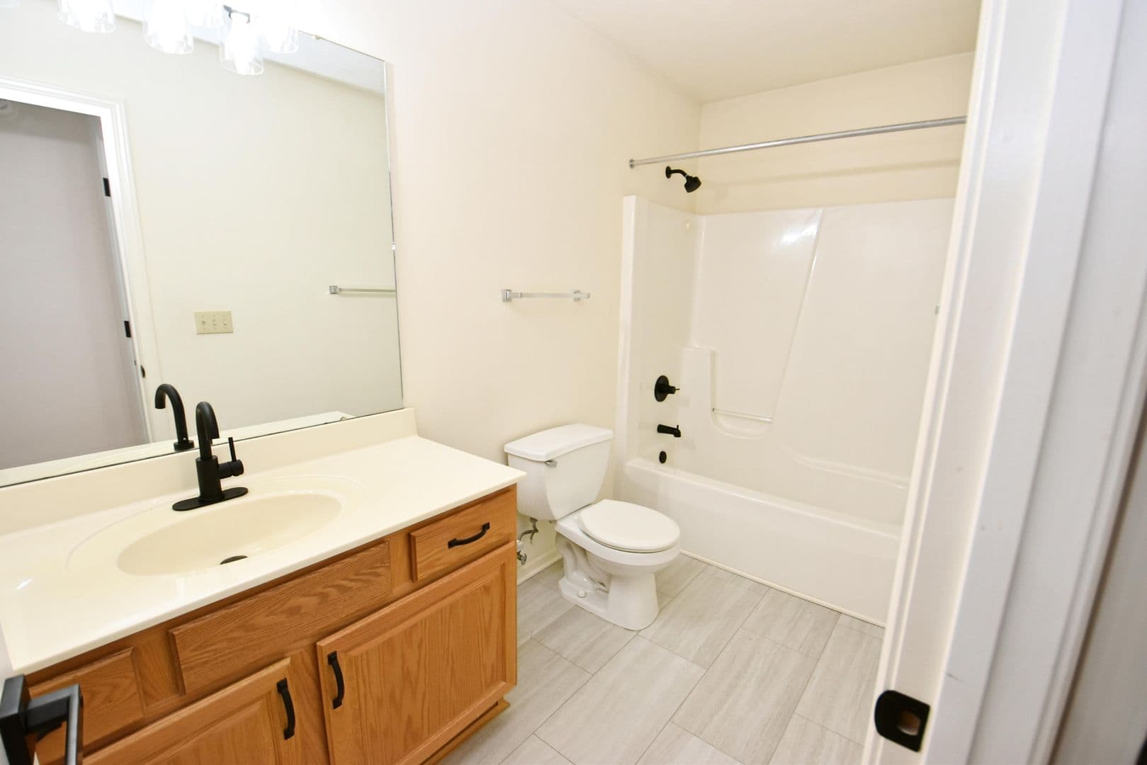 South Bend House: 4117 Cherry Pointe Dr.