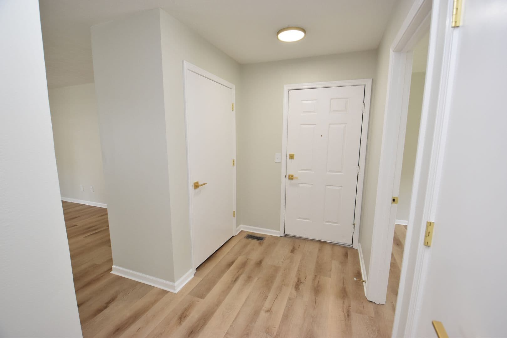 South Bend Condo: 18085 Bulla Rd