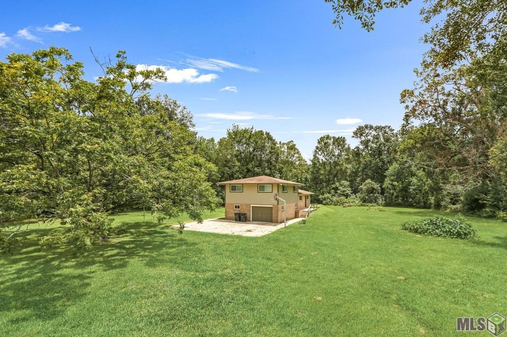 Central City House: 10212 Gurney Rd