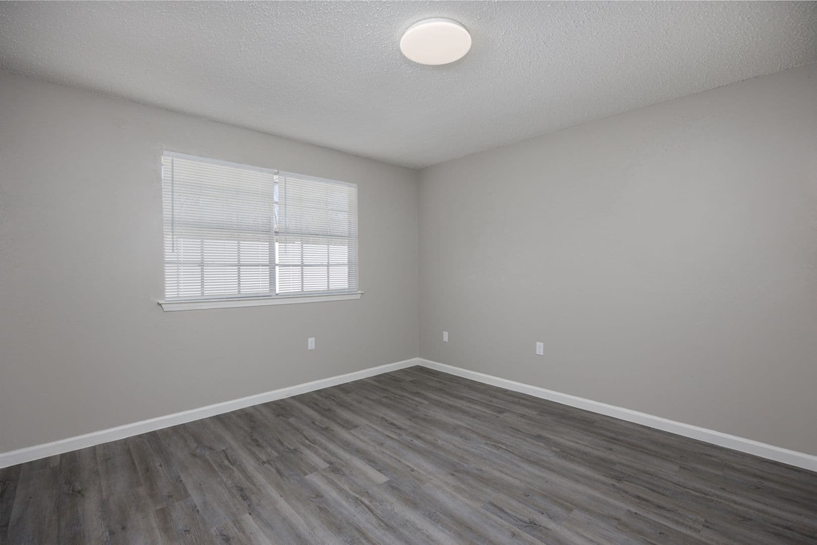 Gonzales Condo: 12023 Roddy Rd