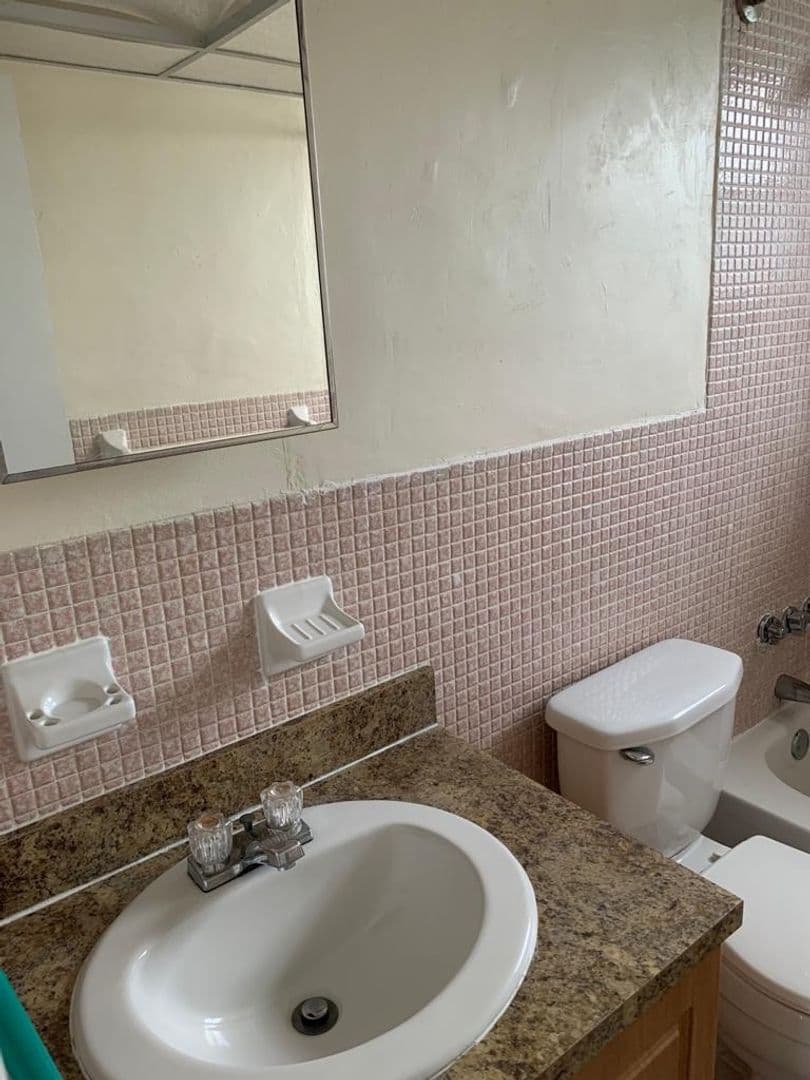 Hialeah Apartment: 1345 W 29 Street
